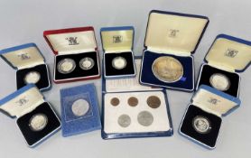 ASSORTED COLLECTABLE COINS comprising Royal Mint 400th Anniversary of the Translation of The Bible