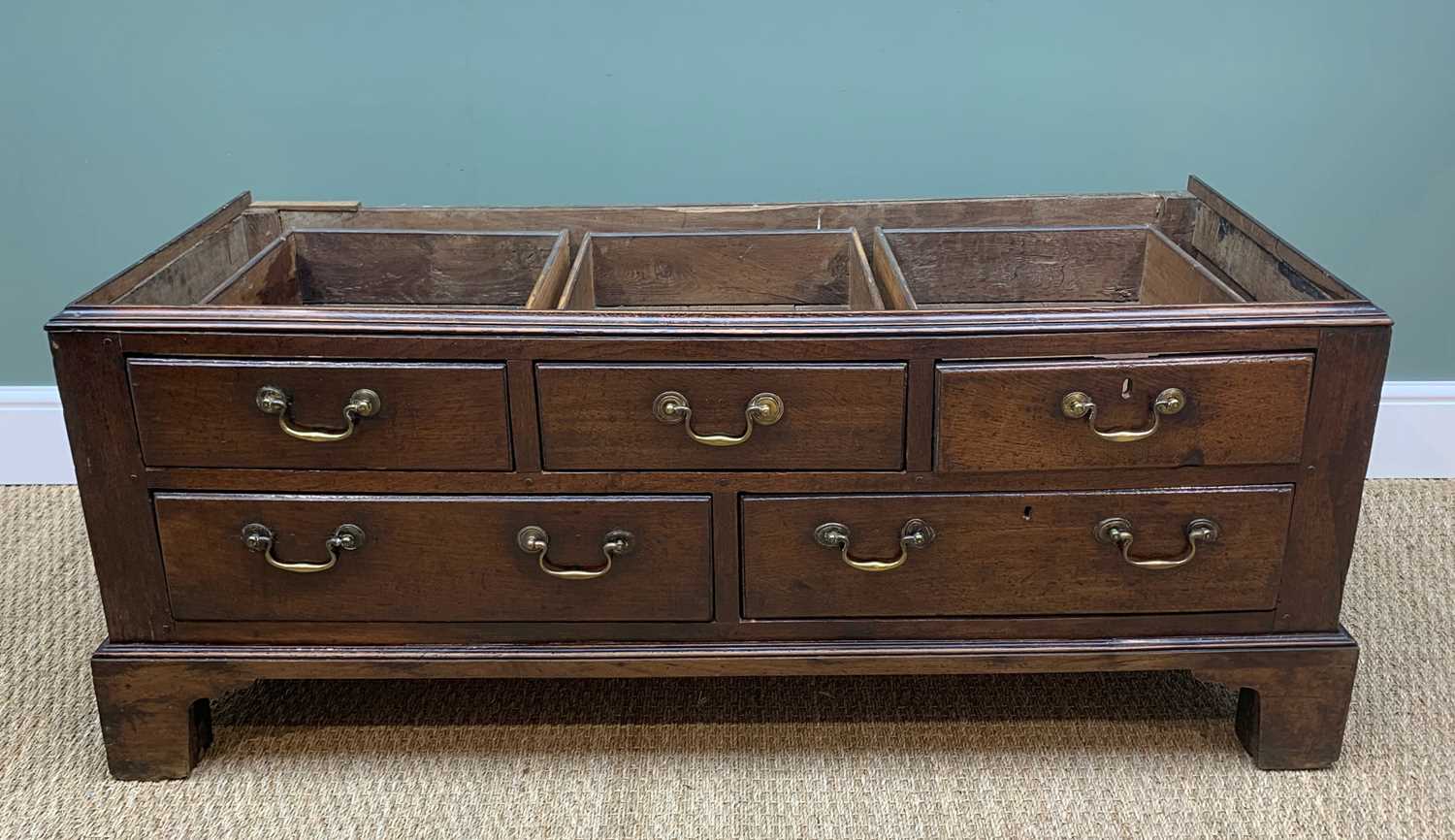 LATE 18TH CENTURY WELSH OAK PRESS CUPBOARD, probably Cardiganshire, cavetto cornice and blind fret - Image 10 of 12