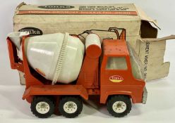 TONKA TOY CEMENT MIXER, model number 2620 in original box