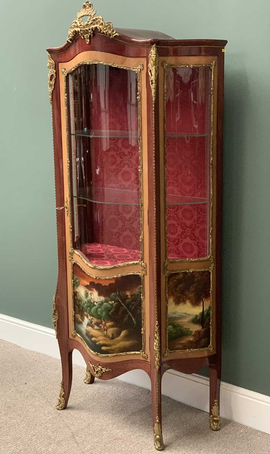 ANTIQUE FRENCH LOUIS XV STYLE VITRINE by H & L Epstein Ltd, London, having vernis martin type - Image 3 of 7