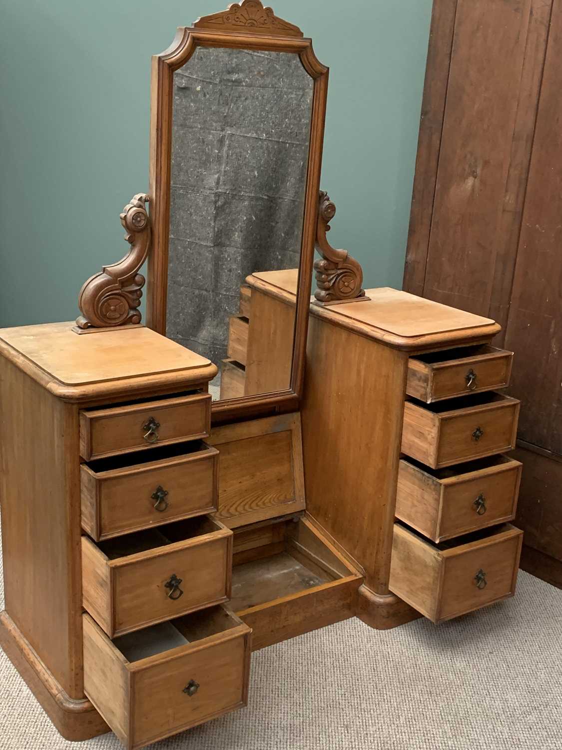 STYLISH MAHOGANY BEDROOM FURNITURE comprising single mirrored door wardrobe with base drawer, 238cms - Image 2 of 5