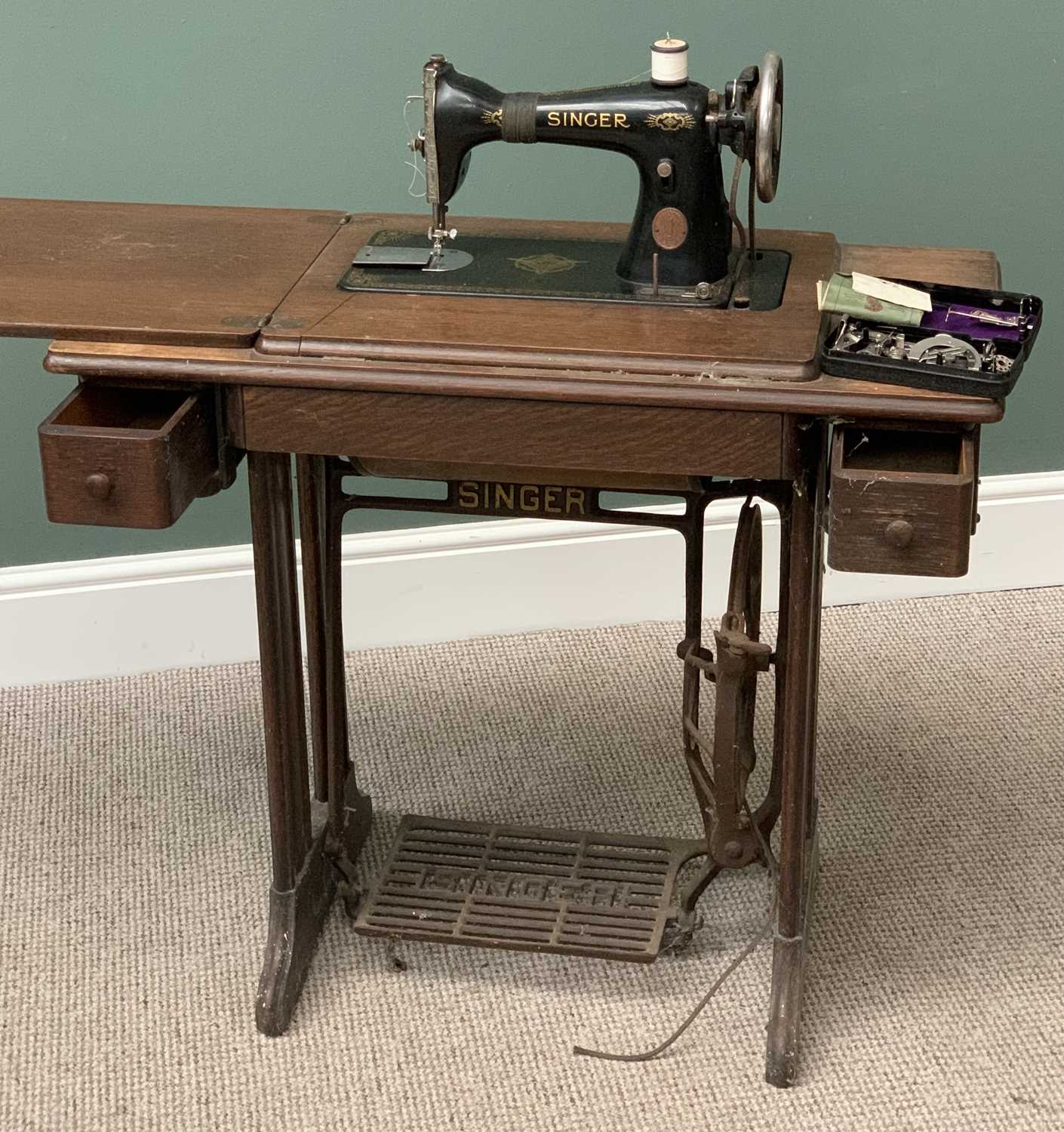 SINGER TREADLE SEWING MACHINE, 100cms H, 117cms W, 42cms D - Image 3 of 3