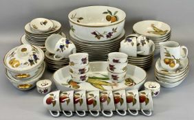 ROYAL WORCESTER "EVESHAM" OVEN TO TABLEWARE, approximately seventy pieces