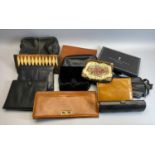 DESIGNER TYPE LADY'S HANDBAGS/CLUTCH BAGS/PURSES - a large assortment