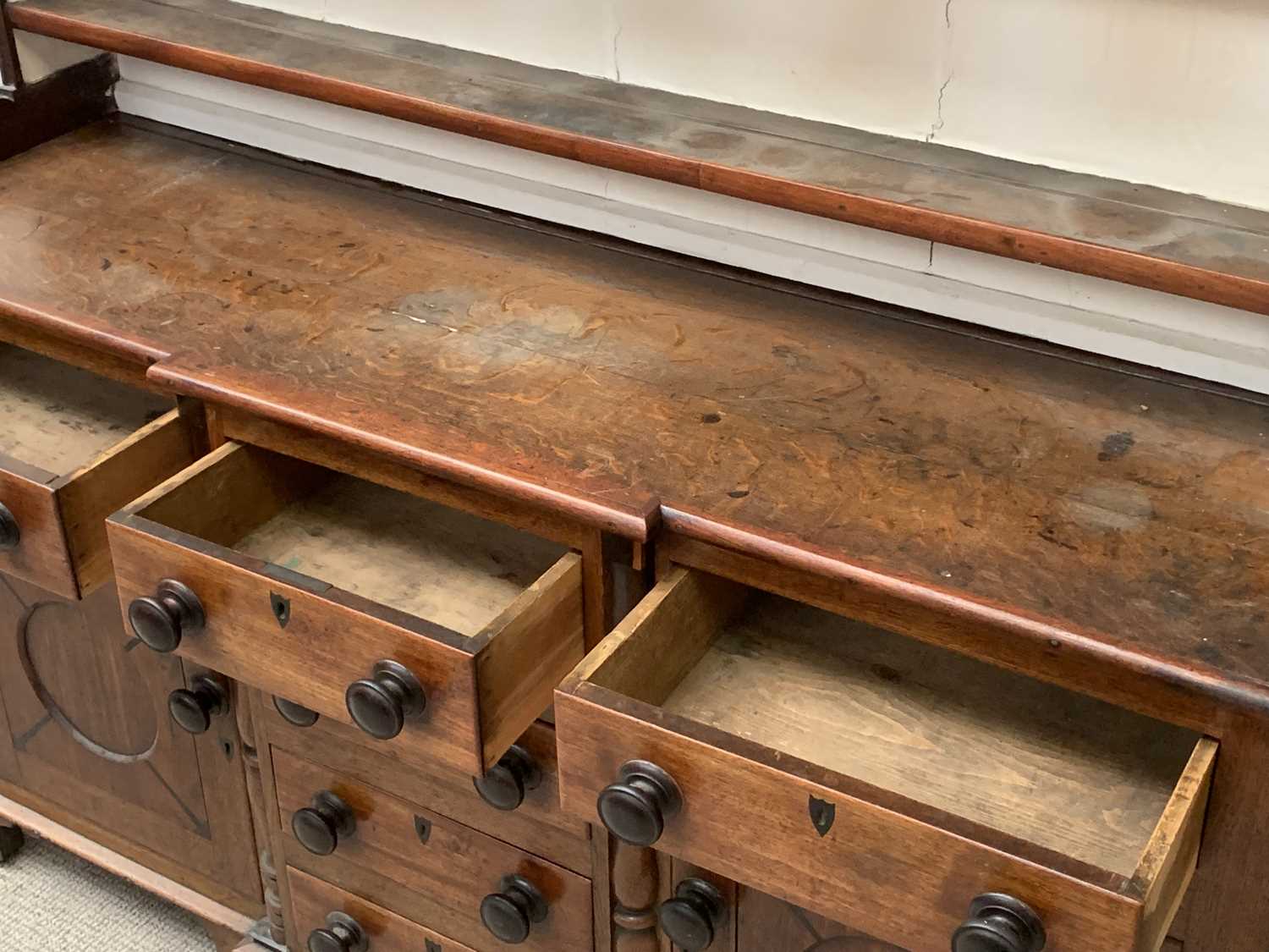 CIRCA 1850 ANGLESEY FARMHOUSE BREAKFRONT DRESSER, oak and mahogany with diamond and dot inlaid - Image 4 of 5