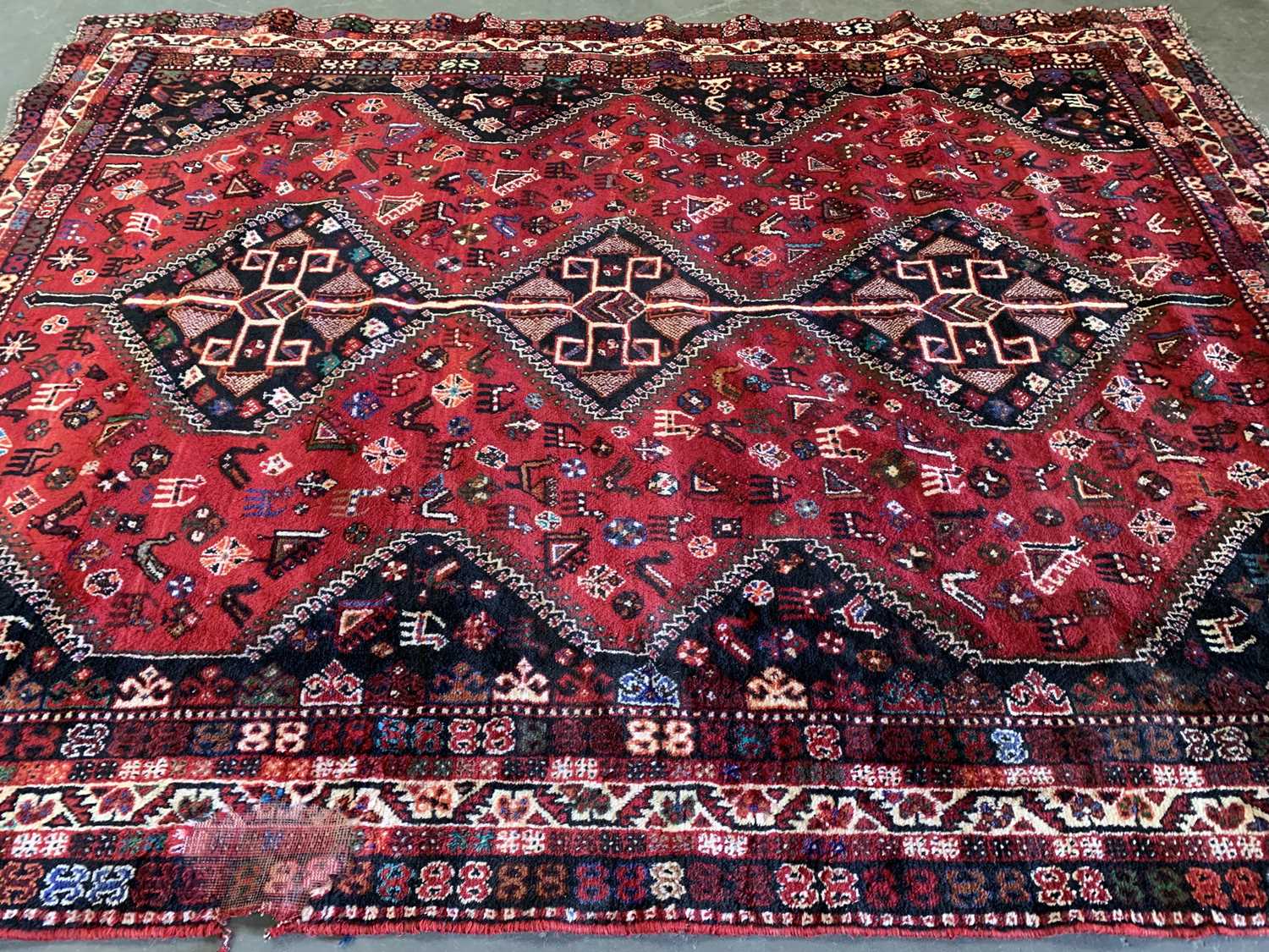 EASTERN TYPE WOOLLEN CARPET with triple diamond central pattern and multi-bordered edge to a - Image 2 of 3