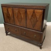 CIRCA 1930s OAK SIDEBOARD having a Greek Key upper frieze over three locking cupboard doors with