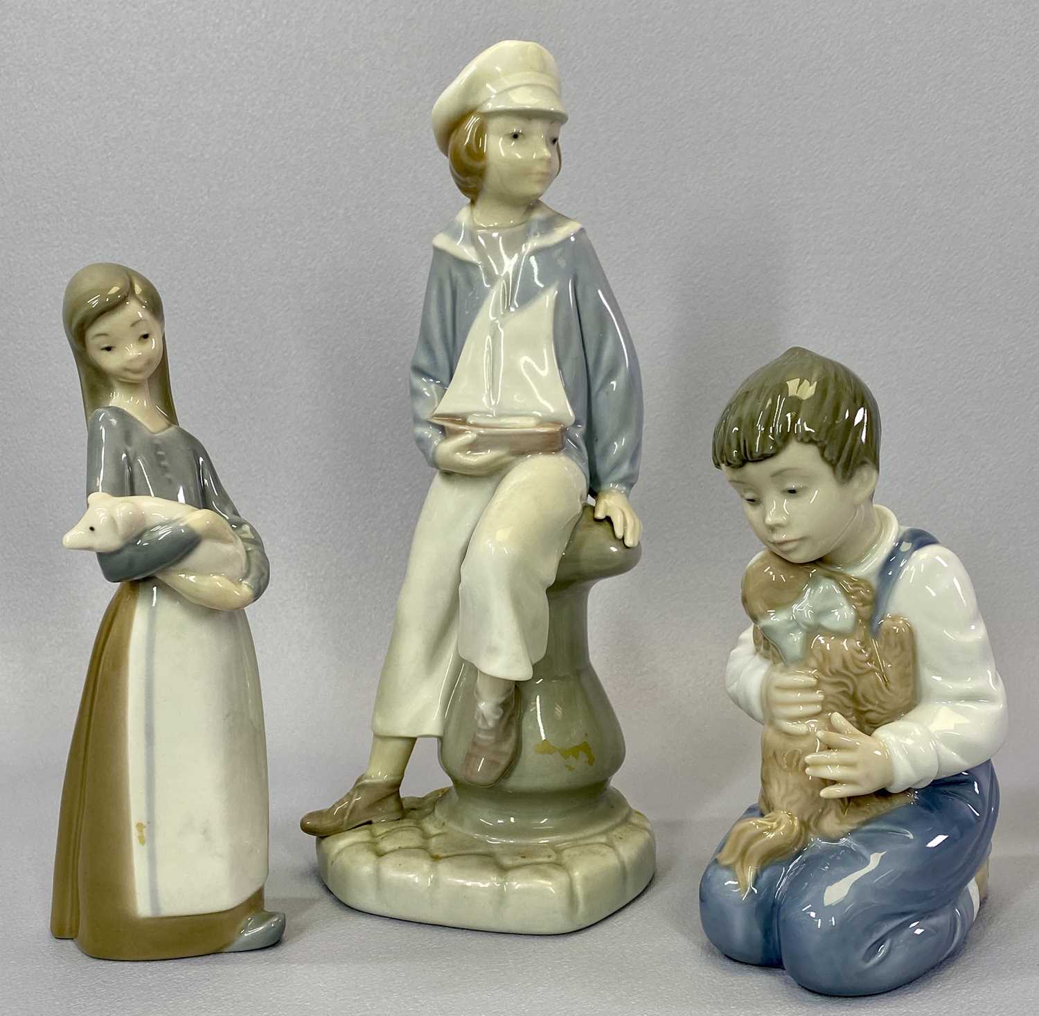 LLADRO & NAO ASSORTMENT (10 items) - 23cms the tallest - Image 2 of 3