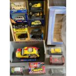 LONDON & OTHER TAXICAB DIECAST VEHICLES (16) - to include a 1:18 scale Sun Star model advertising