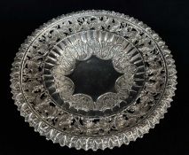 GEORGE IV SILVER GRAPE DISH, S C Younge & Co, Sheffield 1827, acanthus leaf rim, pierced and