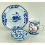 THREE ITEMS CHINESE EXPORT PORCELAIN, including famille rose and blue and white tankard, 10.5cms