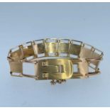 9CT GOLD BUCKLE DESIGN BRACELET, 11.8gms Provenance: private collection Powys, consigned via our