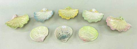 GROUP OF WORCESTER PORCELAIN SMALL SHELL PICKLE DISHES, including 2 '172' scallop shells by