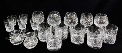 ASSORTED CUT TABLE GLASS, including set five Edinburgh Crystal whisky tumblers (18)
