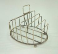 GEORGE IV SILVER 9-BAR TOAST RACK, John Harris IV, London 1826, oval base with squared wire bars and