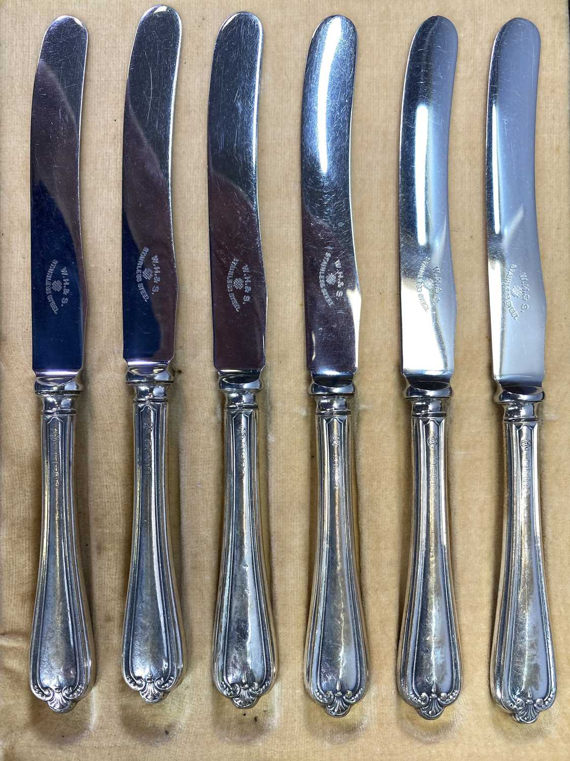 CASED & LOOSE QUANTITY OF SILVER & EPNS CUTLERY - to include a cased set of six Sheffield silver - Image 5 of 6