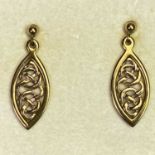 CLOGAU GOLD CELTIC KNOT EARRINGS, A PAIR - 2.25cms L, 2.6grms, in original presentation box