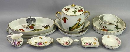 ROYAL WORCESTER EVESHAM, 9 PIECES and Royal Crown Derby Posies, 5 pieces