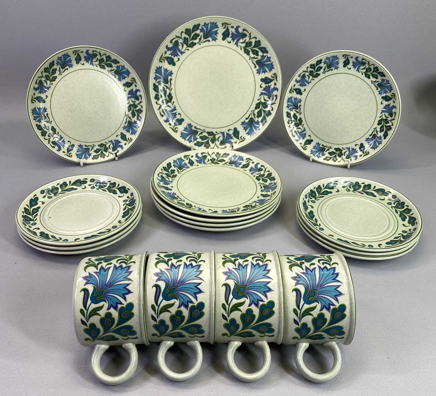 MALING LUSTRE, CROWN DUCAL, MASONS REGENCY, MIDWINTER STONEWARE ETC - a mixed group including two - Image 3 of 5