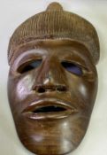 MIXED TREEN & OTHER COLLECTABLES GROUP - to include an African type wall mask, 34cms L, carved