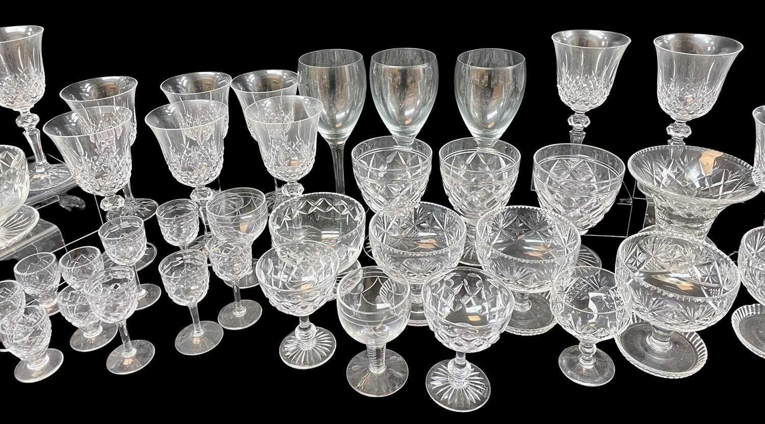 LARGE PARCEL OF CUT GLASS & OTHER DRINKING GLASSES including white wine, red wine, sherry and - Image 3 of 3