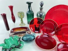 COLLECTION OF GLASS ITEMS, to include three 1960's Italian studio glass dishes, cut green glass