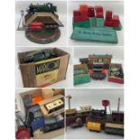 VINTAGE HORNBY / MECCANO 'O' GAUGE, to include various locomotives (4), rolling stock, turntable,