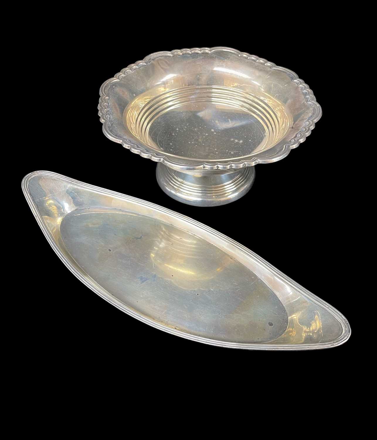 GEORGE III SILVER OVAL SNUFFER TRAY, Henry Chawner, London 1794, 25cms long, together with a late