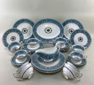WEDGWOOD FLORENTINE PART DINNER SERVICE / TEAWARE including large platter, six dinner plates, six