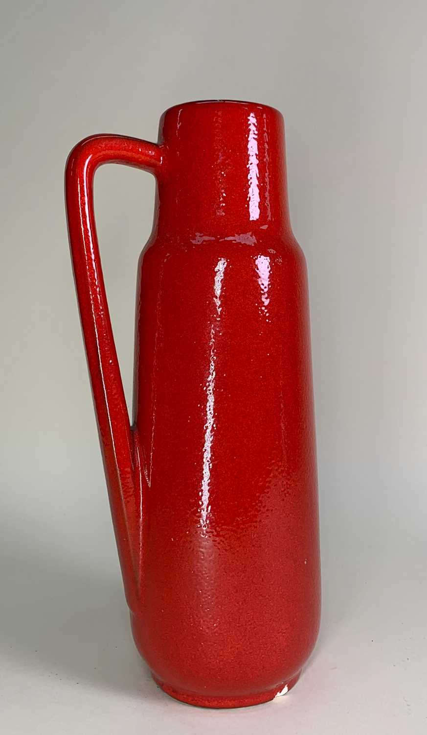 MID CENTURY POTTERY WGP KERAMICS COLLECTION including one Scheurich 275-28 solid red glazed vase - Image 11 of 20