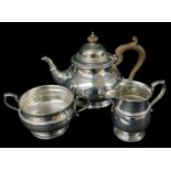 GEORGE V SILVER TEA SET, Adie Bros, Birmingham 1922, comprising reeded bombe teapot, sugar bowl