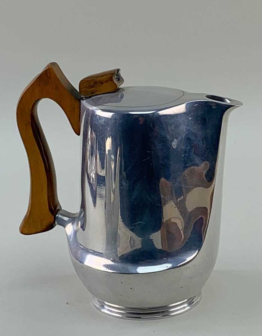 1960's PIQUOT WARE PEWTER TEA SERVICE comprising teapot, hot water jug, cream jug, sugar basin and - Image 4 of 8