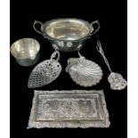ASSORTED SILVER TABLE WARE, including George V silver sugar bowl with inscription, scallop shell