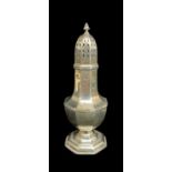 LARGE EDWARD VII SILVER SUGAR CASTER, Birmingham 1909, octagonal piriform, 23.5cm h, 9ozt