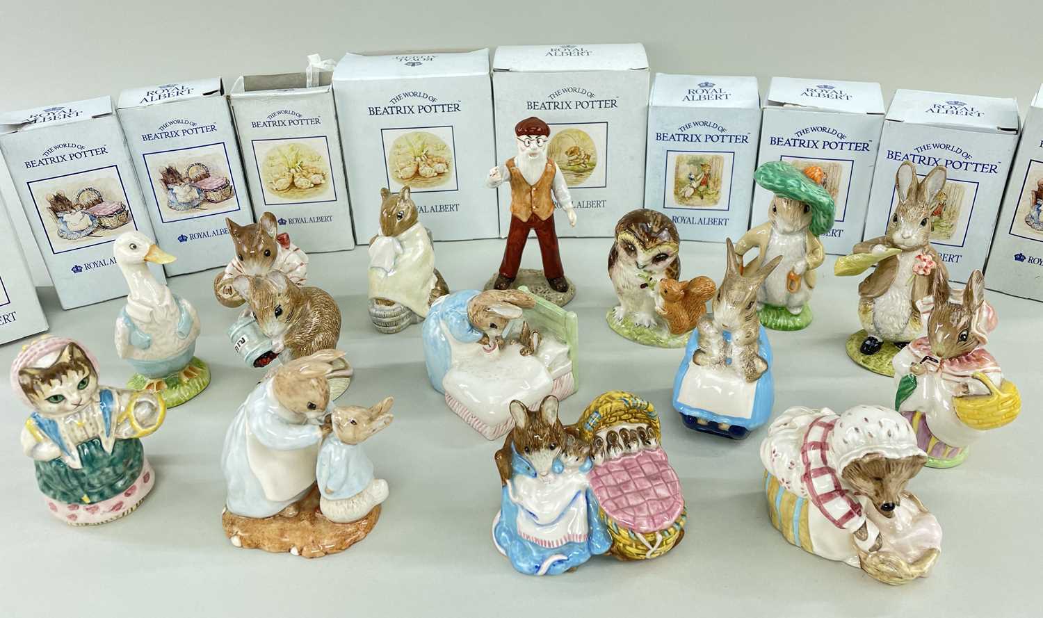 FIFTEEN ROYAL ALBERT 'THE WORLD OF BEATRIX POTTER' FIGURES including Mrs Tittlemouse, Old Mr