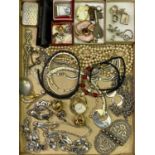 SILVER, WHITE METAL & OTHER COSTUME JEWELLERY & COLLECTABLES GROUP - to include a set of Rolls Royce