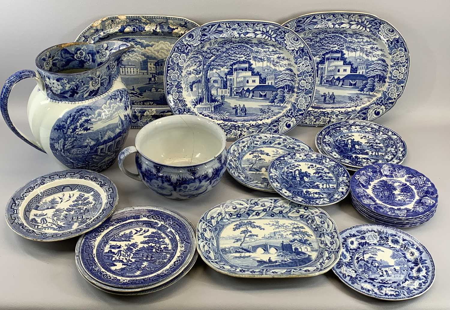 BLUE & WHITE DINNER & DRESSER WARE - to include a good pair of platters, numerous plates, a large