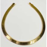 AMENDED DESCRIPTION; 18CT GOLD FLAT HERRINGBONE TYPE CHOKER NECKLACE - 77.5grms