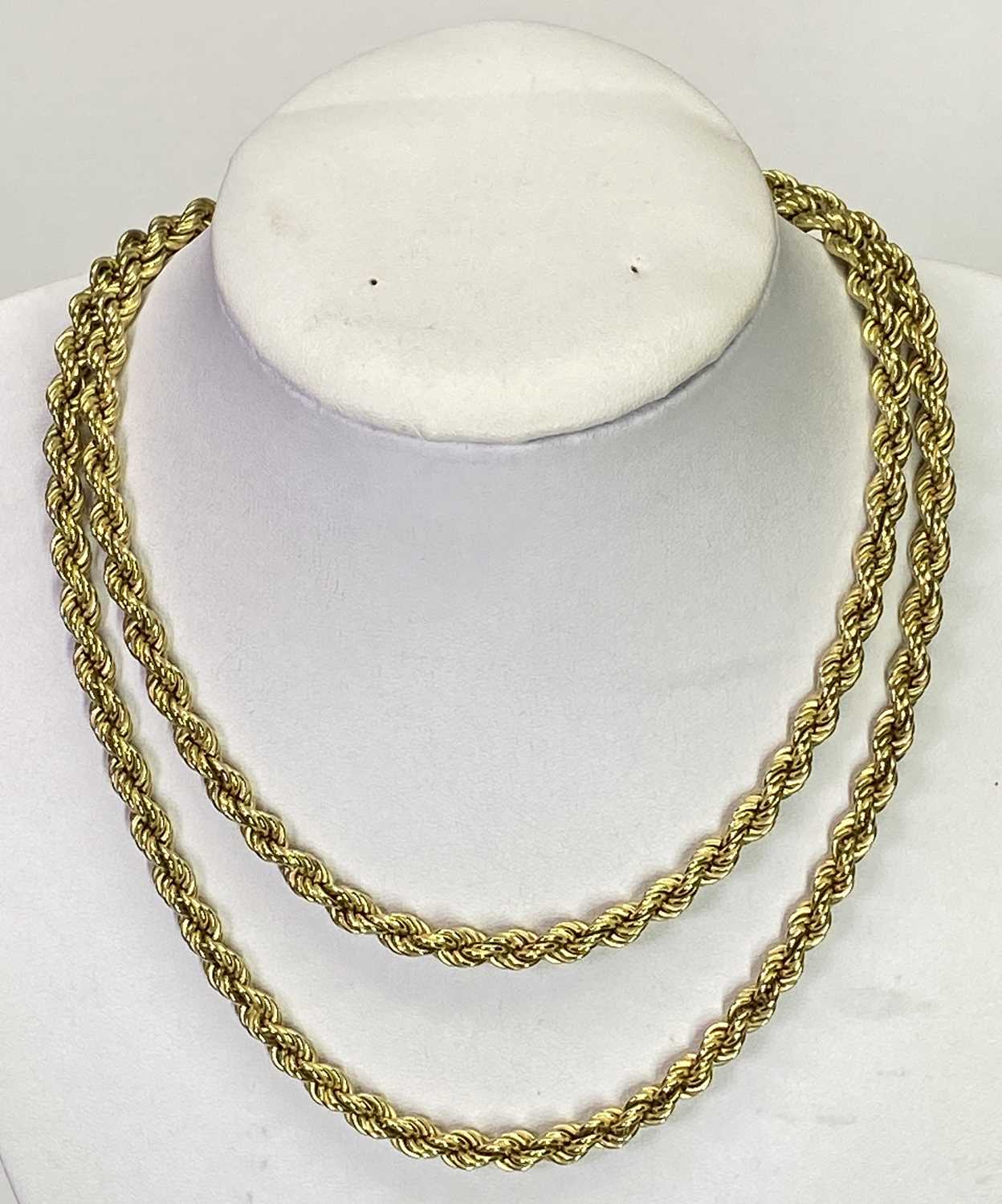 14CT GOLD ROPE TWIST NECKLACE - 76cms L, 24.1grms - Image 2 of 4