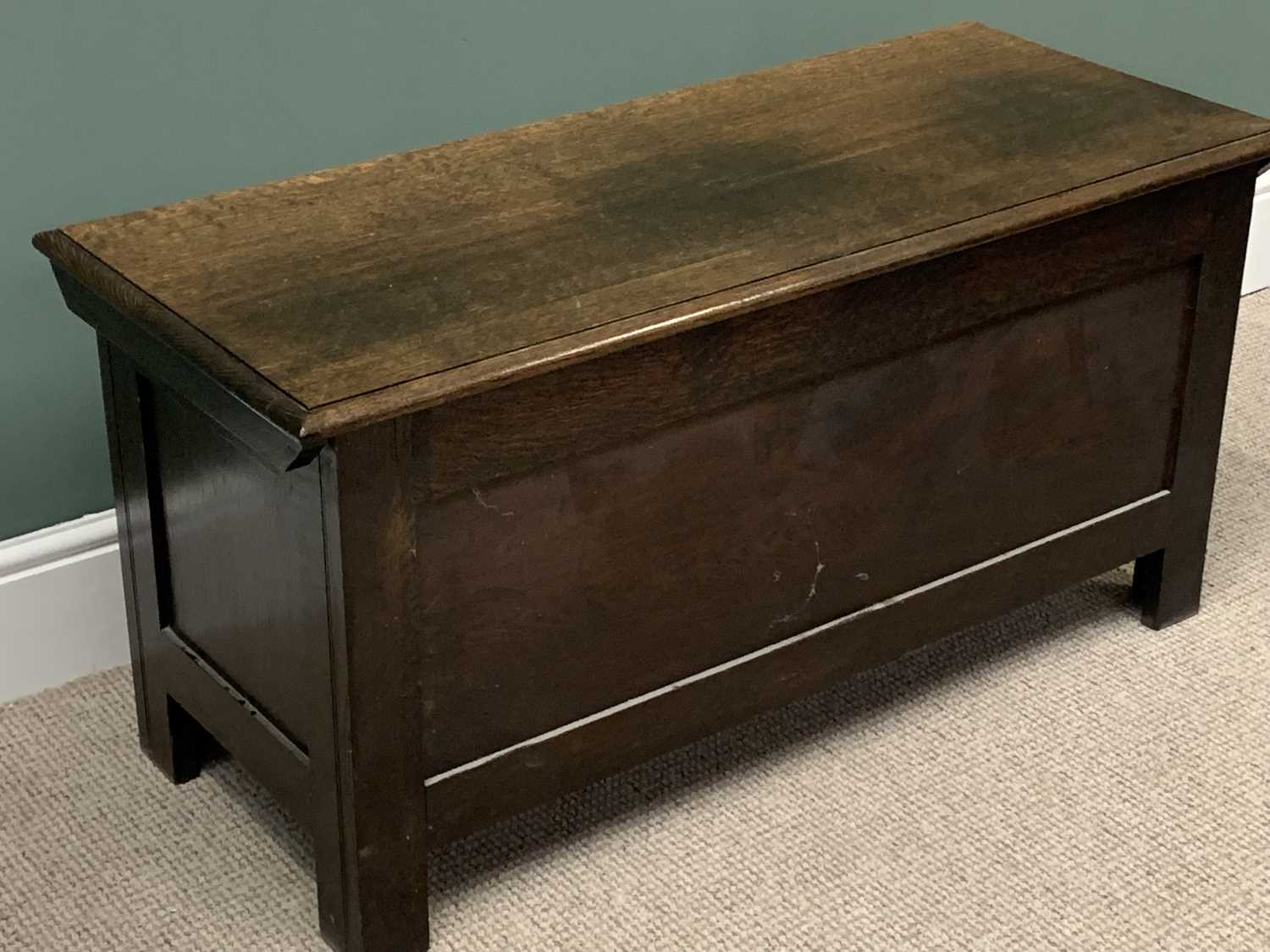 19TH CENTURY OAK CARVED FRONT LIDDED COFFER - 53cms H, 107cms W, 46cms D - Image 3 of 3