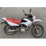 HONDA MOTORBIKE - XR125 L-4, Registration AU54 VCT