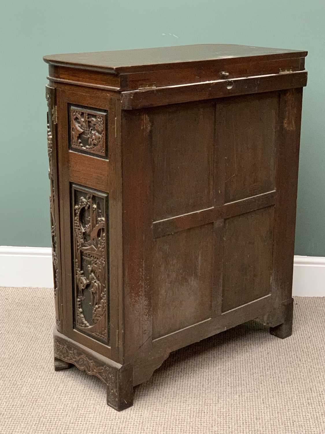 CHINESE CARVED HARDWOOD COCKTAIL/DRINKS CABINET - 100cms H, 78cms W, 40cms D - Image 6 of 6
