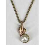 CLOGAU 9CT GOLD SINGLE PEARL PENDANT - on fine link 9ct yellow gold necklace, 24cms overall L, 3.