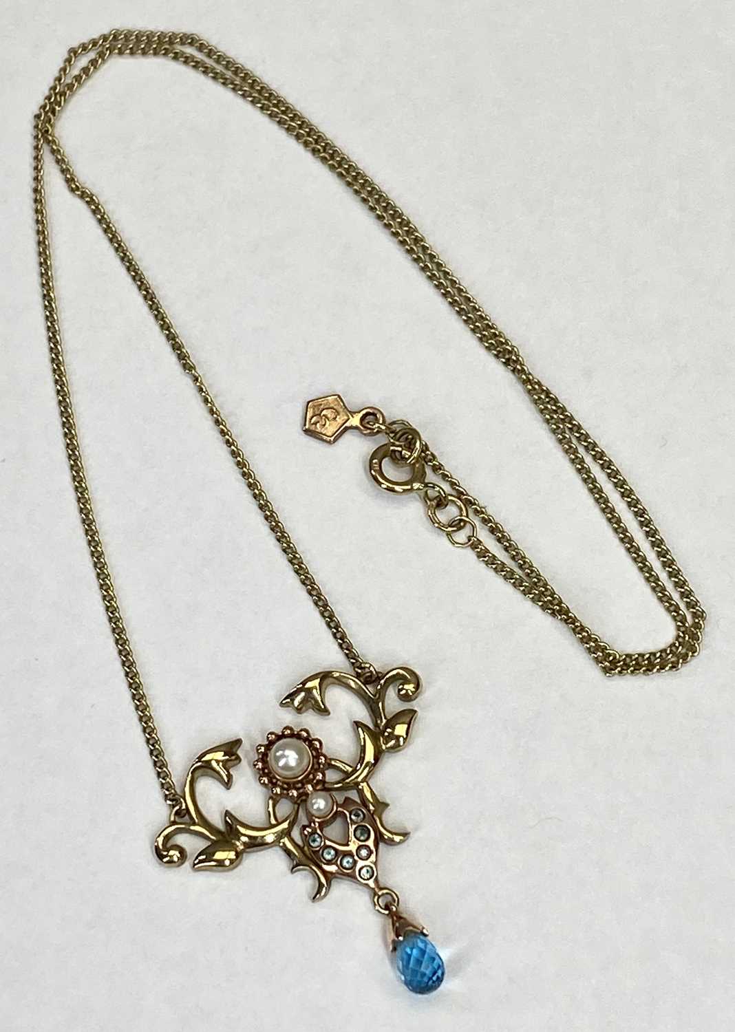 CLOGAU 9CT GOLD VICTORIAN STYLE SEED PEARL PENDANT NECKLACE - 24.5cms overall L, 32 x 30mm the - Image 3 of 5