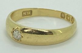 18CT GOLD SINGLE STONE DIAMOND SET SIGNET RING - Size N, 3.3grms