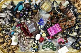 VINTAGE & LATER COSTUME JEWELLERY - a good mixed quantity displayed upon three trays