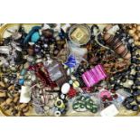 VINTAGE & LATER COSTUME JEWELLERY - a good mixed quantity displayed upon three trays