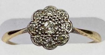 18CT GOLD ILLUSION SET DIAMOND CLUSTER RING - set with 9 tiny diamonds, Size P, 2grms