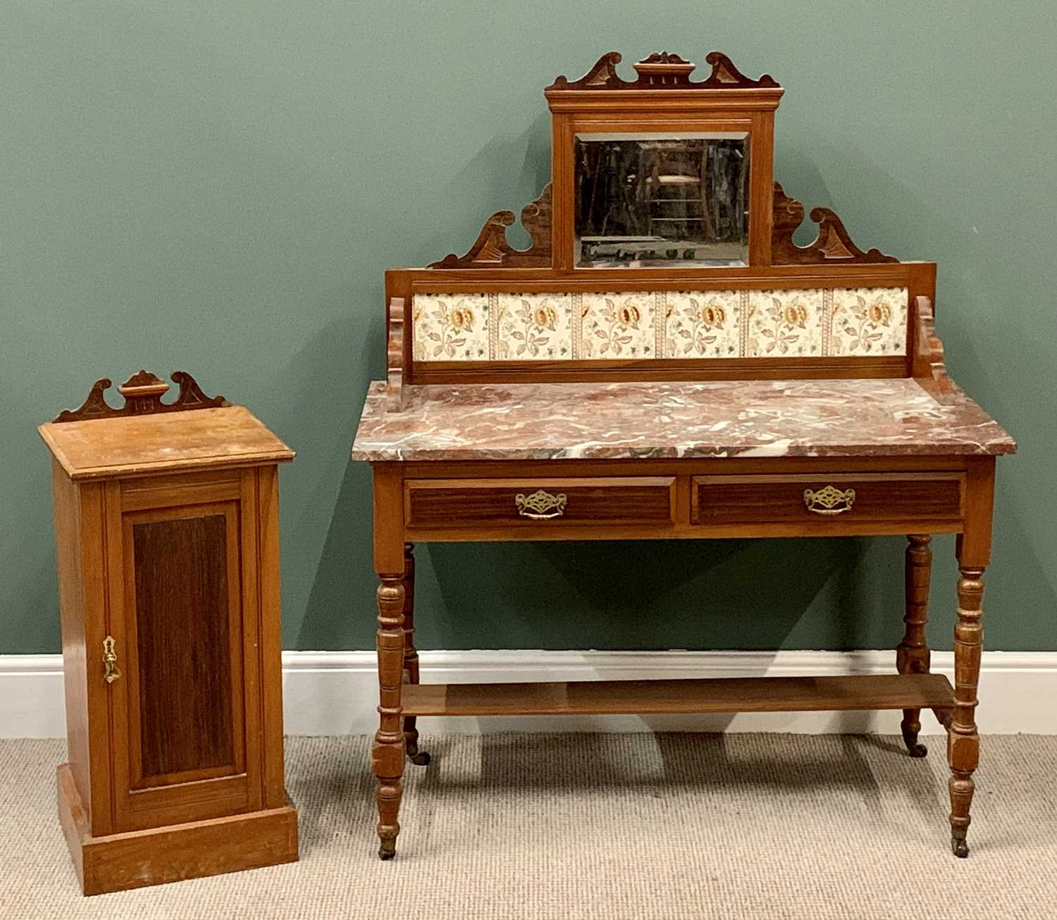 EDWARDIAN BEDROOM FURNITURE to include mirrored washstand with marble top and tiled back, an