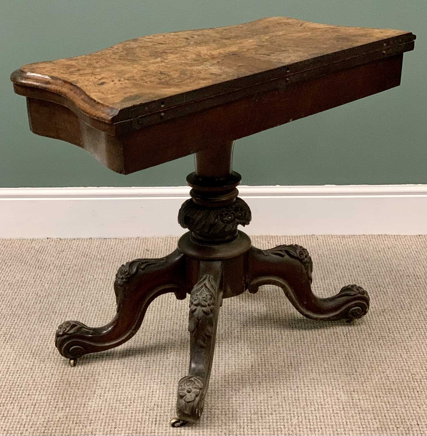 VICTORIAN BURR WALNUT FOLDOVER CARD/GAMES TABLE with baize lining, the shaped top on a pedestal - Image 5 of 5